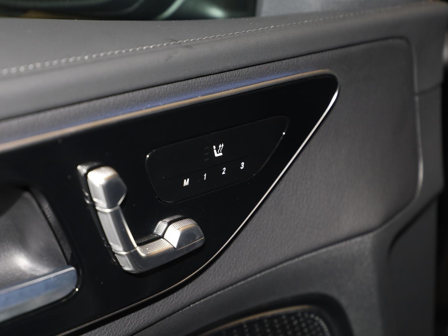 Mercedes-Benz C 200 AMG Line C 200 d Sedan