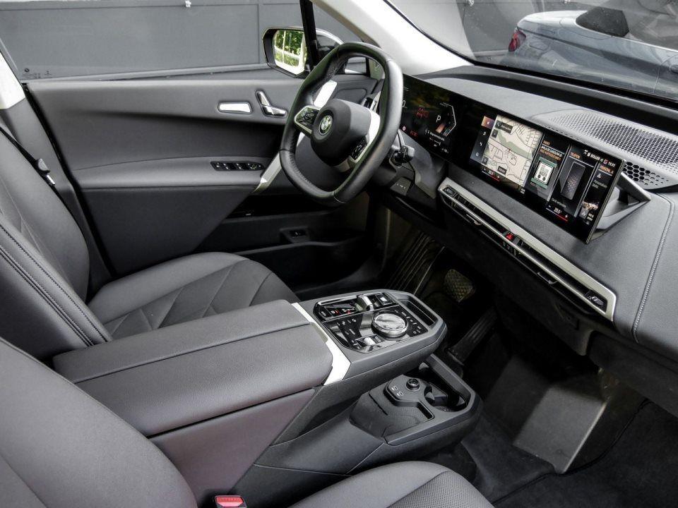 BMW iX xDrive40