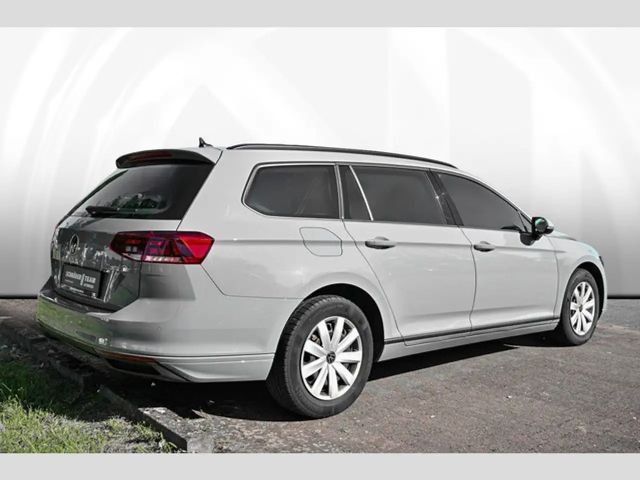 Volkswagen Passat 1.5 eTSI DSG Variant