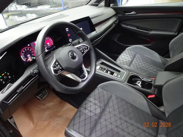 Volkswagen Golf DSG R-Line e-Golf