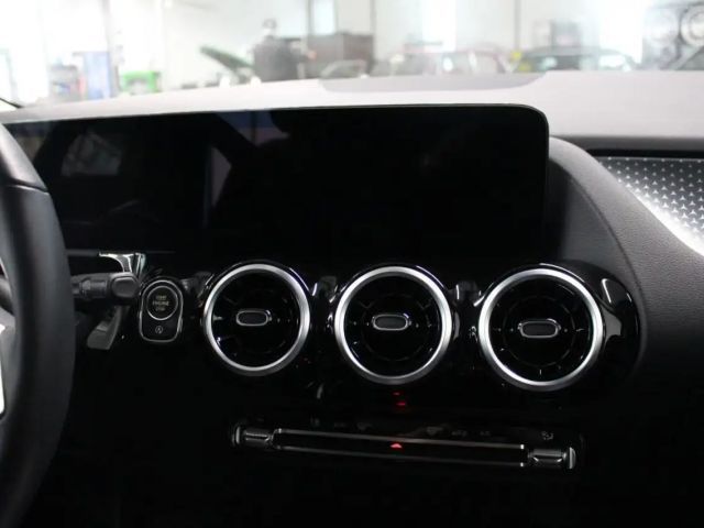 Mercedes-Benz B 220 4MATIC Progressive