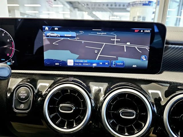 Mercedes-Benz CLA 180 Coupé Progressive