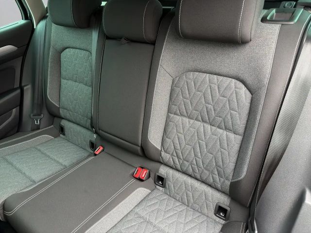 Volkswagen Passat 2.0 TDI Business DSG Variant