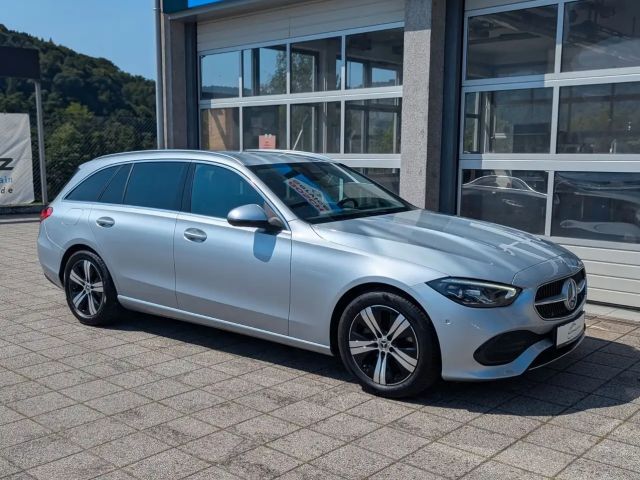 Mercedes-Benz C 180 AVANTGARDE