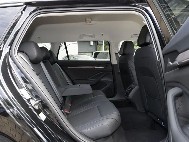 Skoda Superb 2.0 TDI Combi