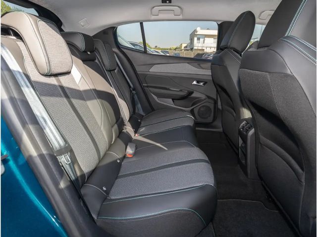 Peugeot 408 Allure Pack Hybrid