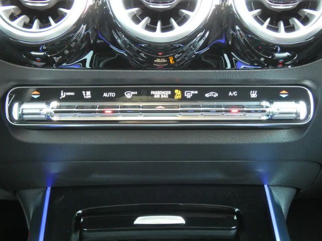 Mercedes-Benz EQA 250 AMG Line