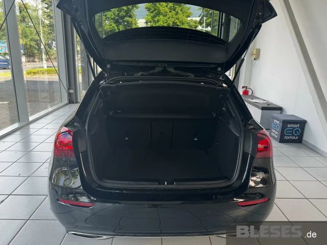 Mercedes-Benz A 180 Progressive