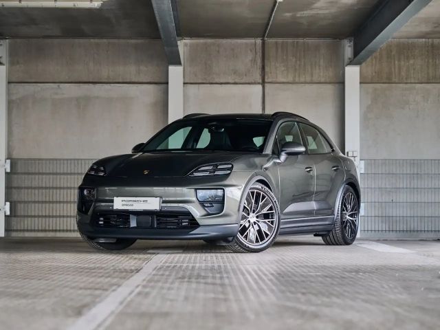 Porsche Macan 4
