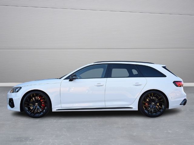 Audi RS4 Avant Quattro