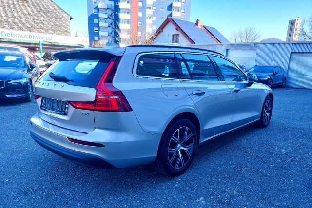 Volvo V60 Core