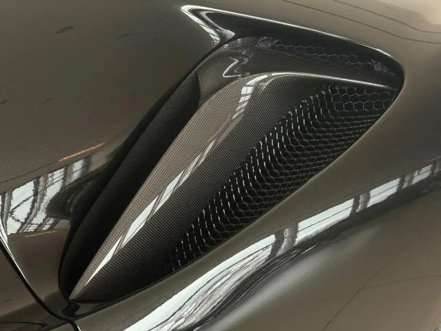 Ferrari SF90 Stradale