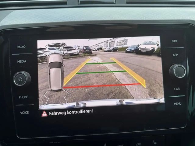 Volkswagen Passat Business Variant