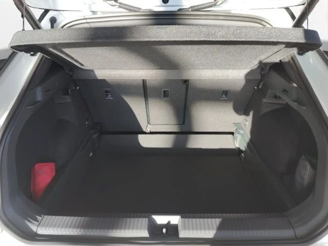 Volkswagen T-Roc 1.5 eTSI IQ.Drive R-Line