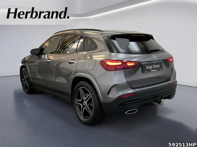 Mercedes-Benz GLA 200 AMG Line GLA 200 d