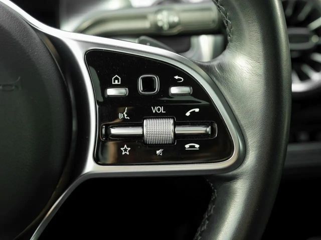 Mercedes-Benz EQB 350 4MATIC Progressive