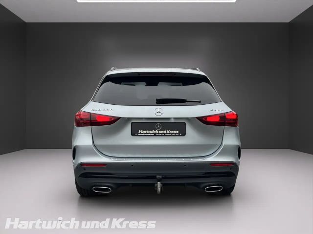 Mercedes-Benz GLA 220 4MATIC AMG Line