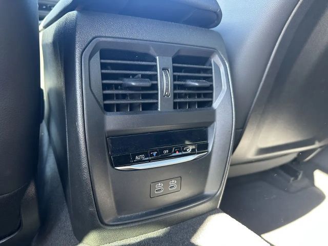 BMW 330 330i M-Sport Sedan xDrive