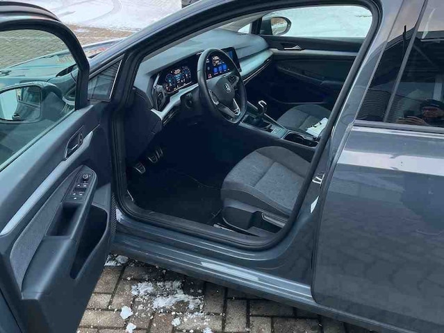 Volkswagen Golf 1.5 TSI Golf VIII Move