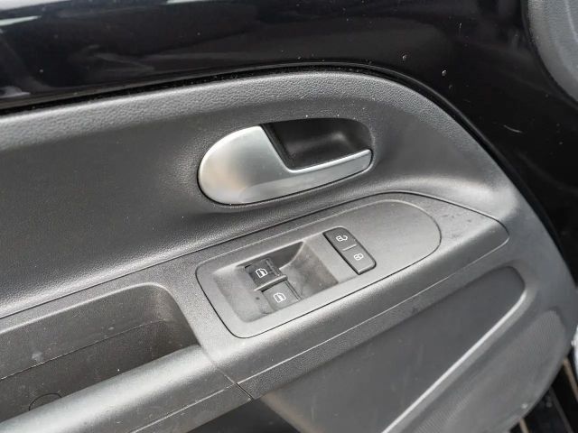 Volkswagen up! 1.0 MPI Move Move up!