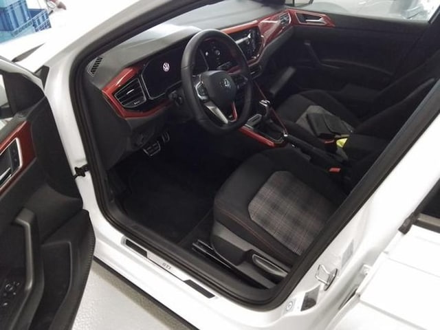 Volkswagen Polo 2.0 TSI DSG GTI