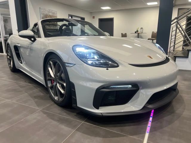 Porsche Cayman 718