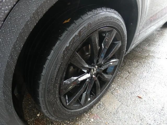 Volkswagen T-Roc 1.5 TSI Cabriolet R-Line