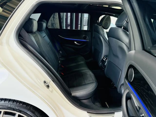 Mercedes-Benz E 200 AMG Line Estate