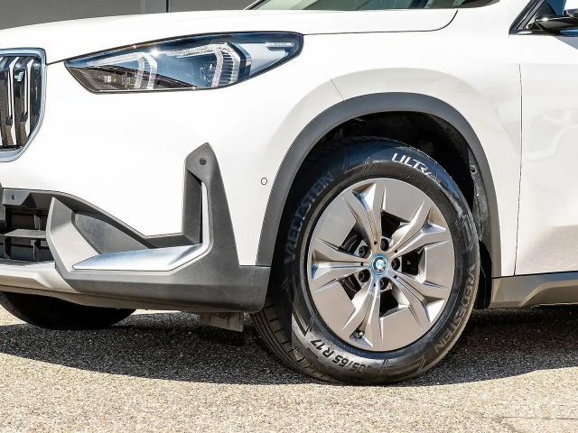 BMW iX1 xDrive30
