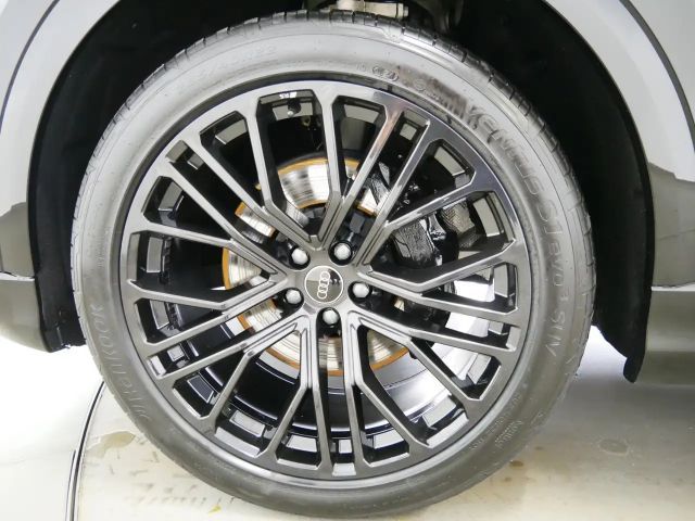 Audi Q8 50 TDI Quattro S-Line