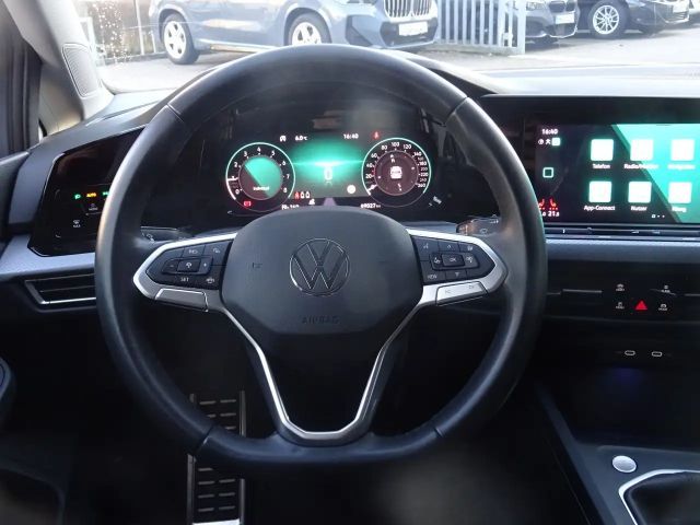 Volkswagen Golf 1.5 TSI