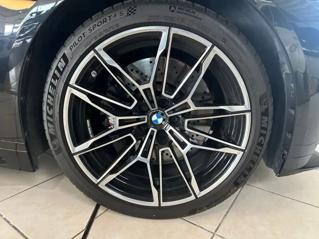 BMW M4 Cabrio Competition xDrive