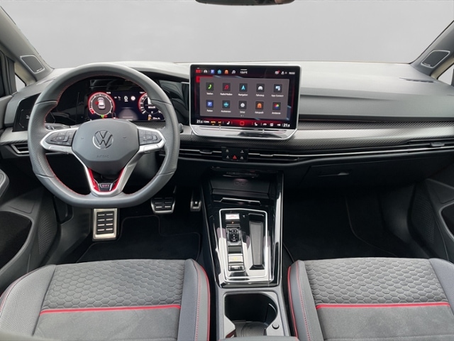 Volkswagen Golf 2.0 TSI DSG Golf VIII