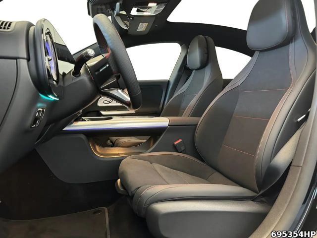 Mercedes-Benz CLA 200 AMG Line Coupé Premium