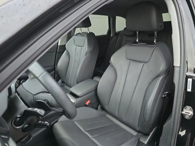 Audi A4 35 TFSI Avant S-Line