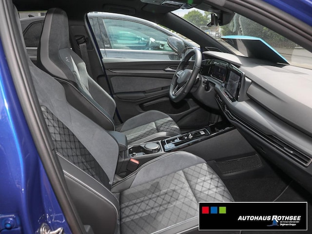 Volkswagen Golf 1.5 eTSI DSG Golf VIII R-Line