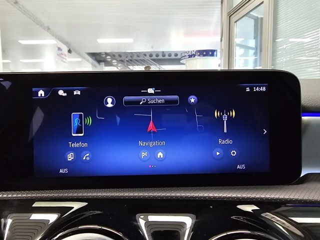 Mercedes-Benz A 180 AMG Line