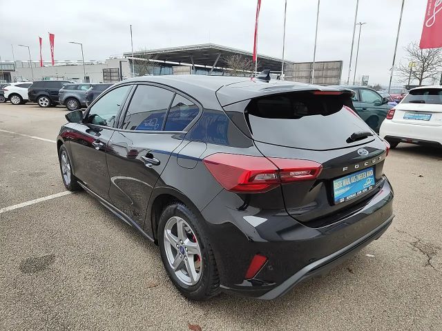 Ford Focus EcoBoost ST Line