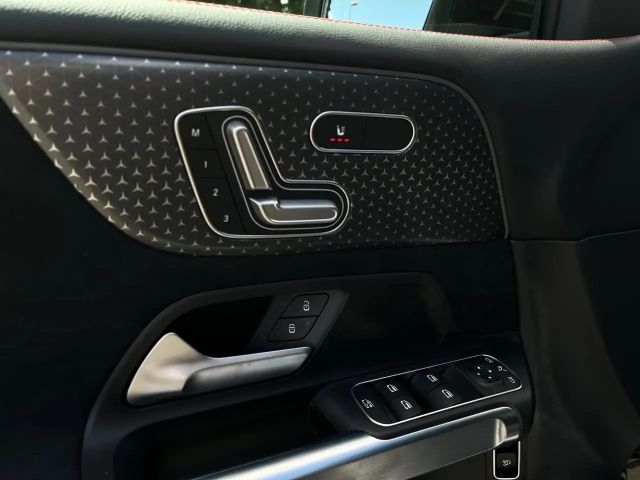 Mercedes-Benz GLB 200 AMG Line