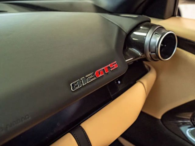 Ferrari 812 GTS