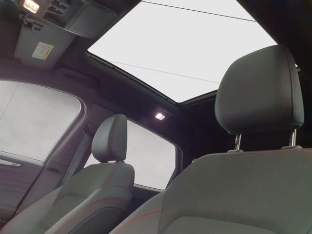 Ford Kuga Plug in Hybrid ST Line X