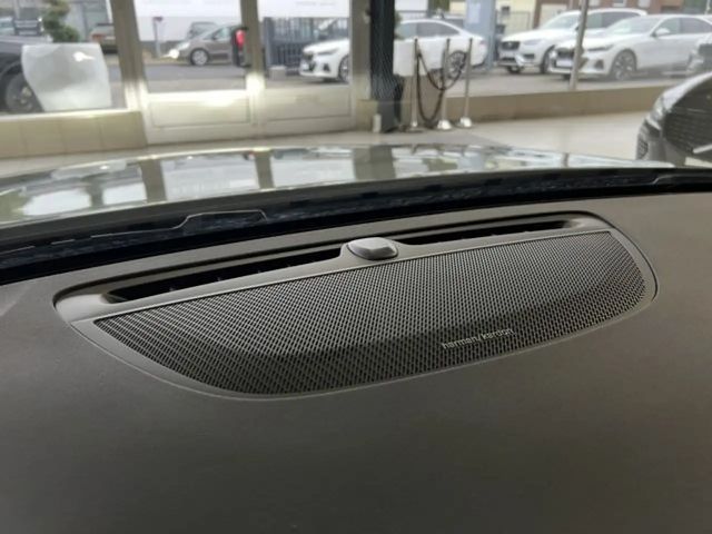 Volvo V60 AWD Dark Plus Recharge T6