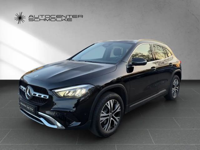 Mercedes-Benz GLA 200 Progressive
