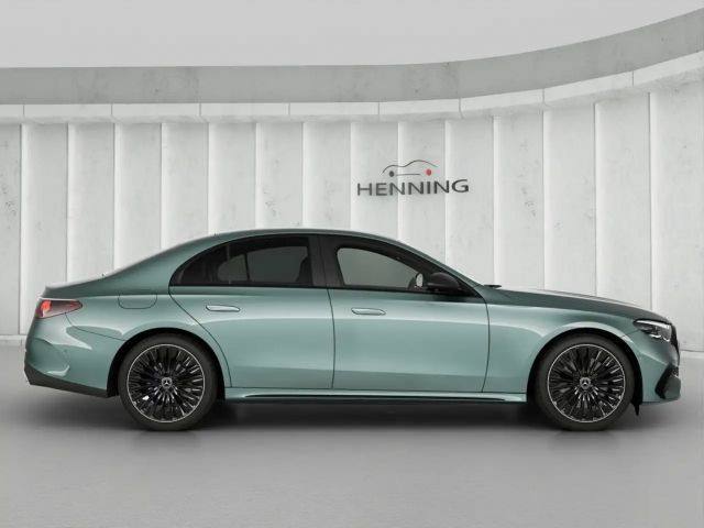 Mercedes-Benz E 200 AMG Line Sedan