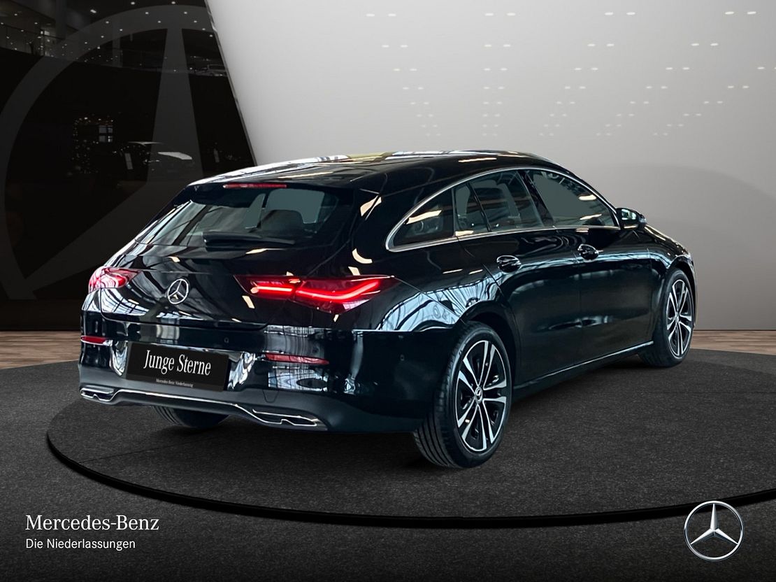 Mercedes-Benz CLA 180 Shooting Brake