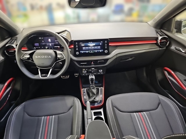 Skoda Fabia 1,0 TSI DSG LED PDC SHZ SMARTLINK