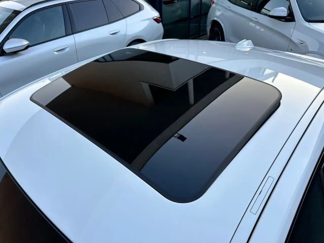 BMW 320 320d M-Sport Sedan