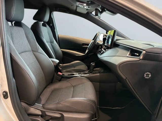 Toyota Corolla Hybride Team D