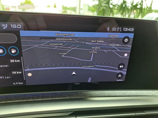 Peugeot E-3008 73Kwh