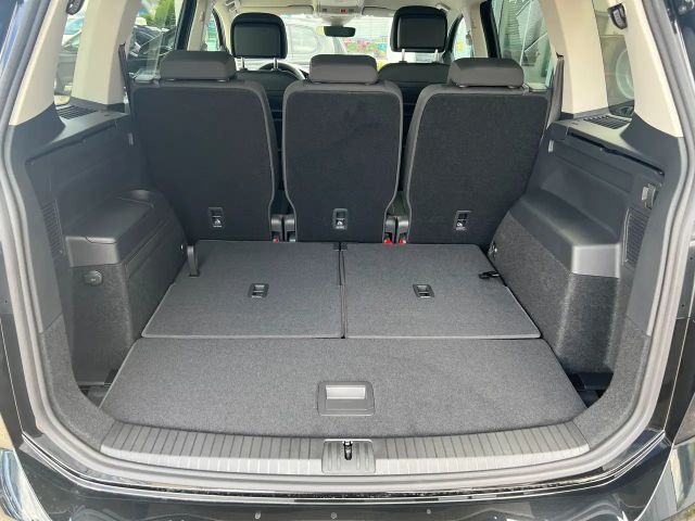 Volkswagen Touran DSG Life
